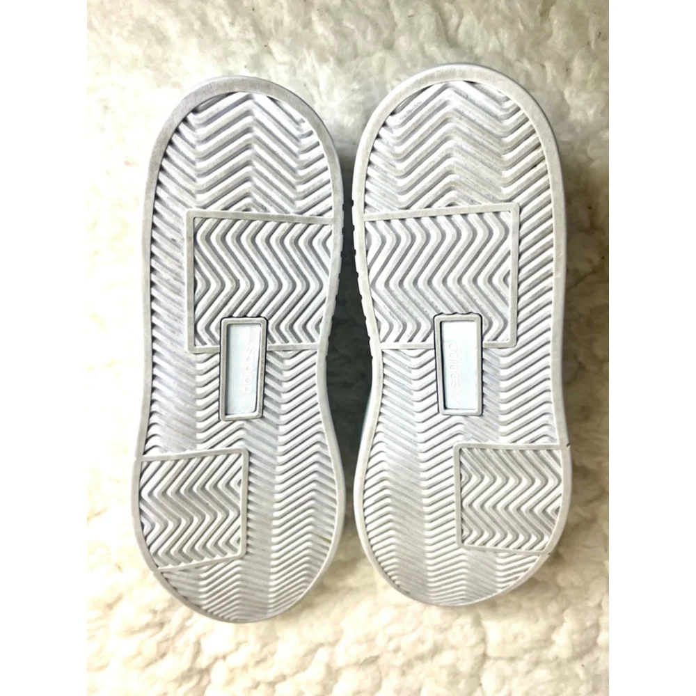Adidas Sleek Super W Leather Sneakers Wifh Iridescent Tongue Women Size 11